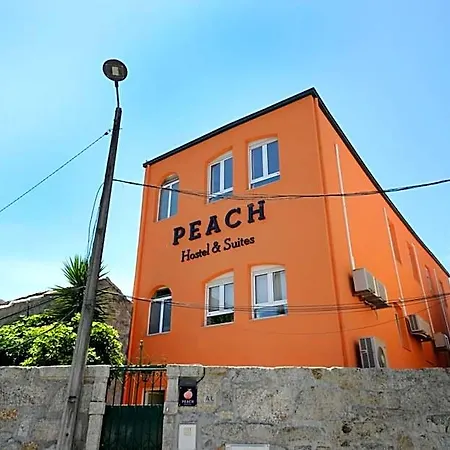 Peach & 호스텔