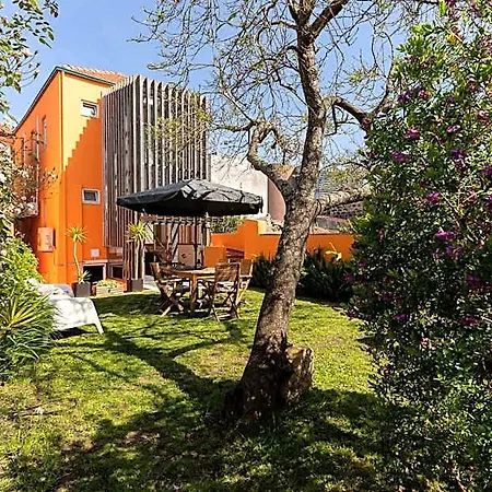 Peach Hostel&suites Hostel