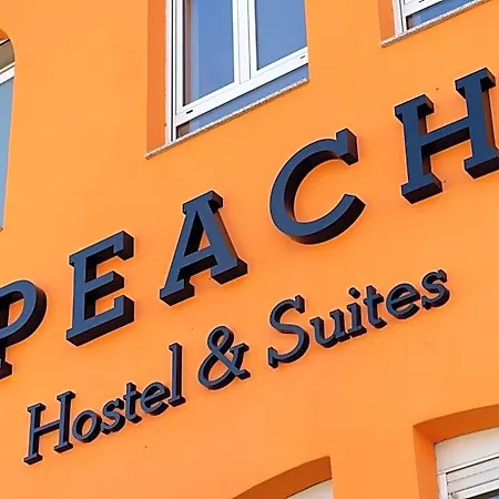 Peach & Ostello Oporto