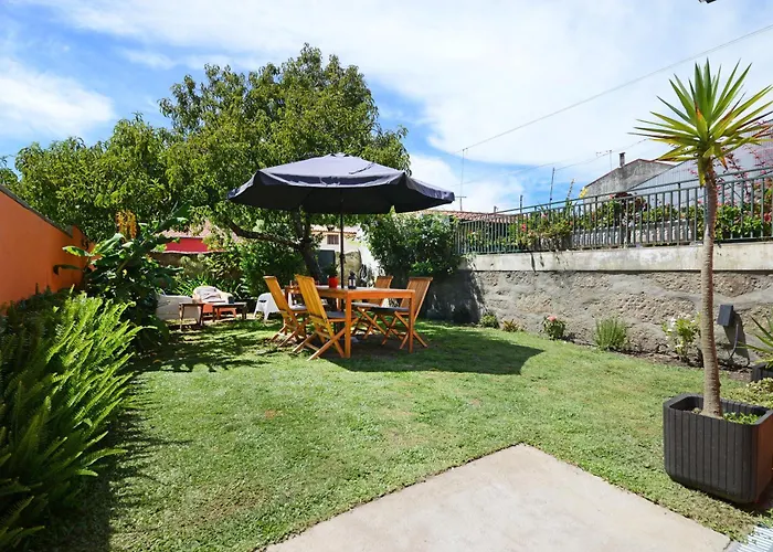 Hostel Peach & Porto