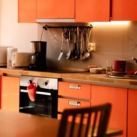 호스텔 Peach & 포르투